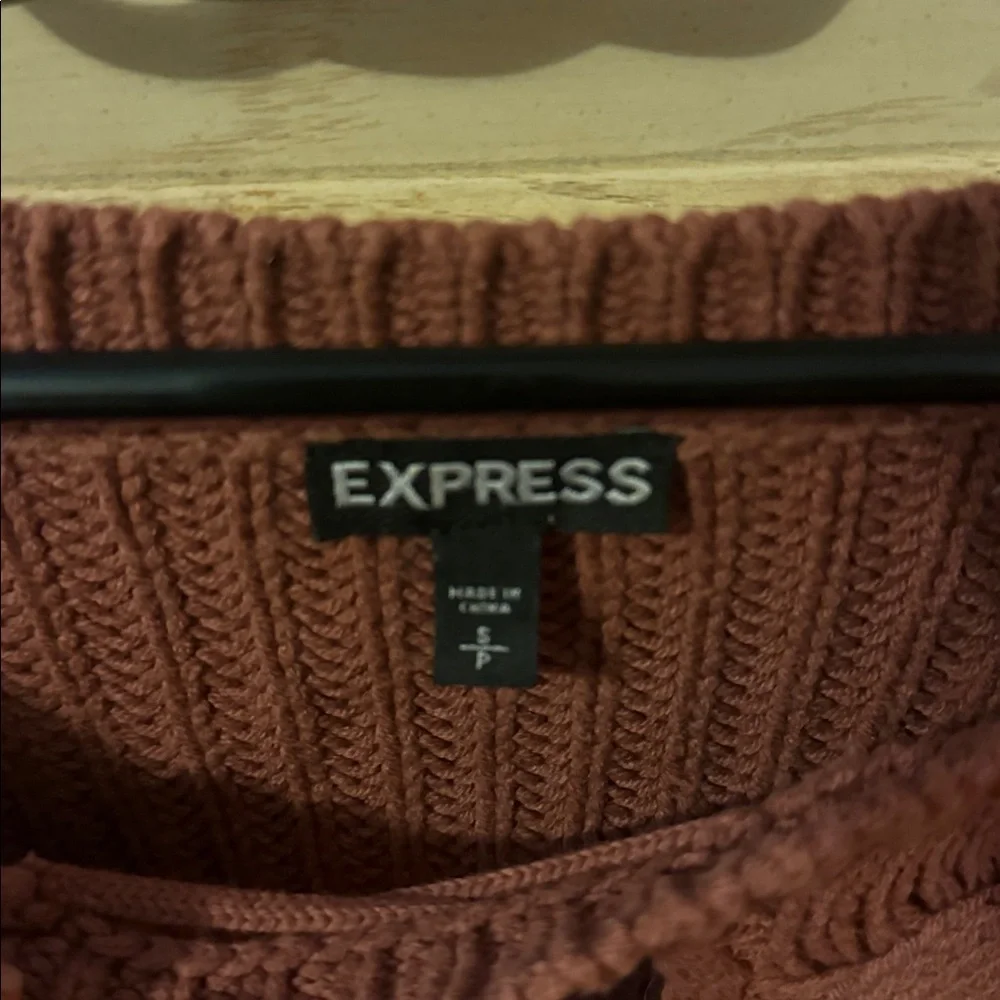 Express Women's Cable Knit Sweater